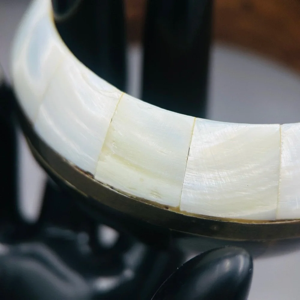 Vintage Inlaid Wood & Brass Bangle Bracelet Boho Artisan Style‎